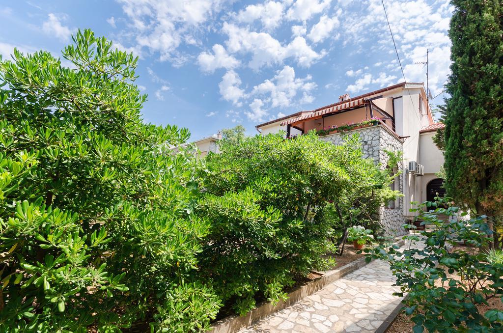 Apartment Bozena Punat Luaran gambar